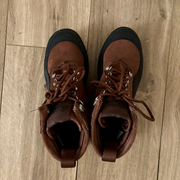 Reebok x Danielle Guizio Club C Cleated Mid - Picture 4 of 4